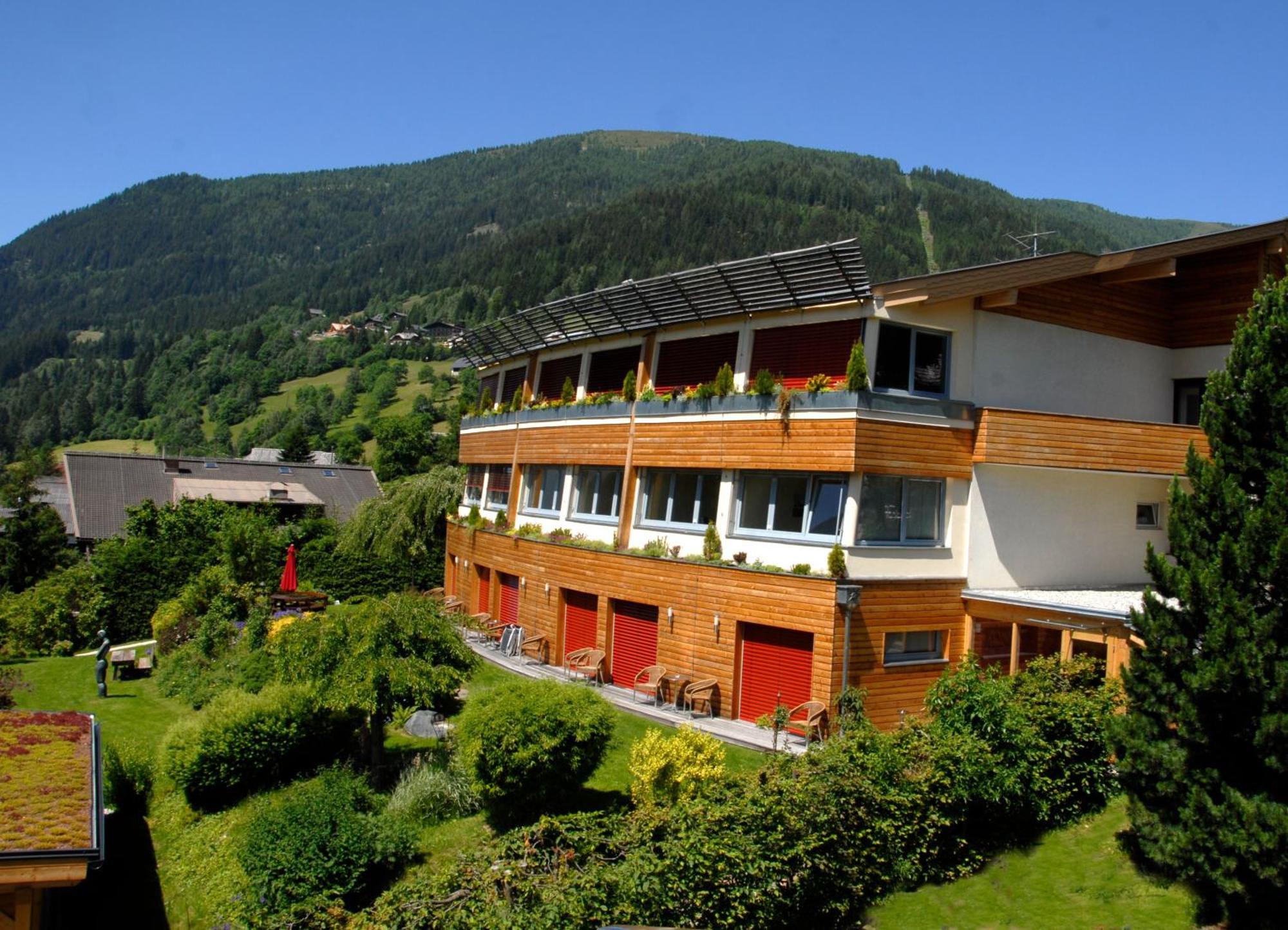 Hotel Sonnenheim Бад-Кляйнкірхгайм Екстер'єр фото